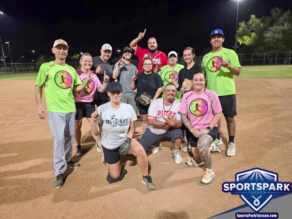 Softball Mon Co-ed 10v10 - E/Rec Champions