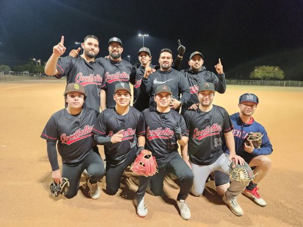 Softball Mon Men's 10v10 - E/Rec 3 Champions