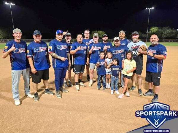 Softball Fri Men's 10v10 - E/Rec-2 Champions