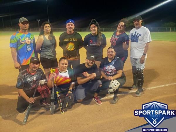 Softball Mon Co-ed 10v10 - E/Rec Champions