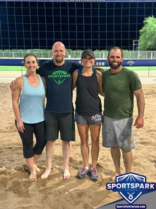 Volleyball Mon Co-ed Lite 4v4 - C Champions