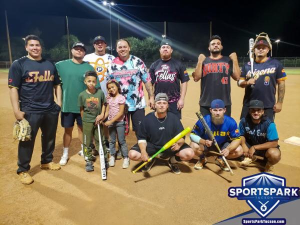 Softball Fri Men's 10v10 - D Champions