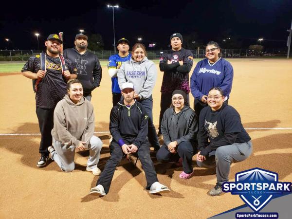 Softball Mon Co-ed 10v10 - E Champions