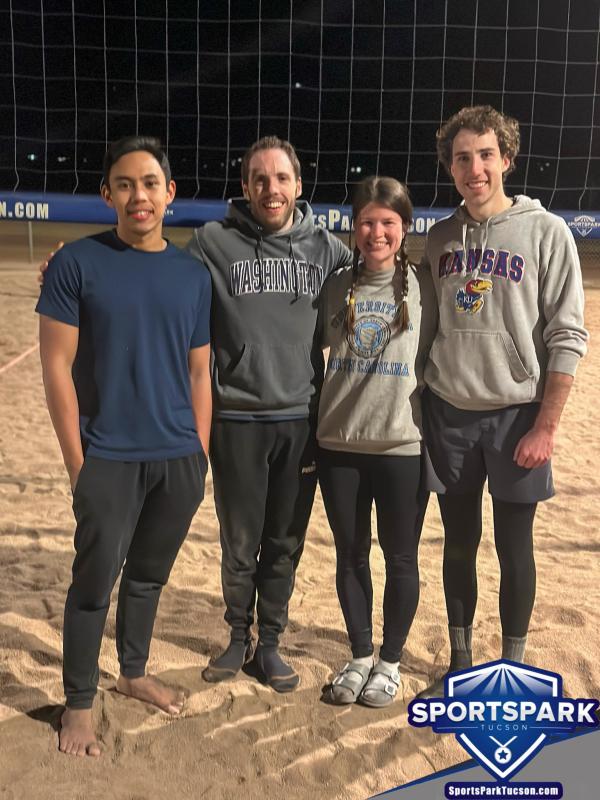 Volleyball Mon Co-ed Lite 4v4 - C Champions