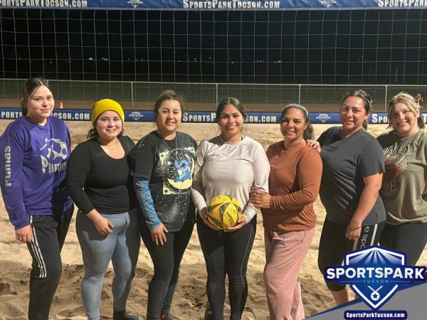 Volleyball Thu Women's 6v6 - C Champions