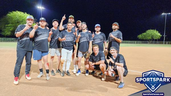 Softball Sun Men's 10v10 - E/Rec Champions